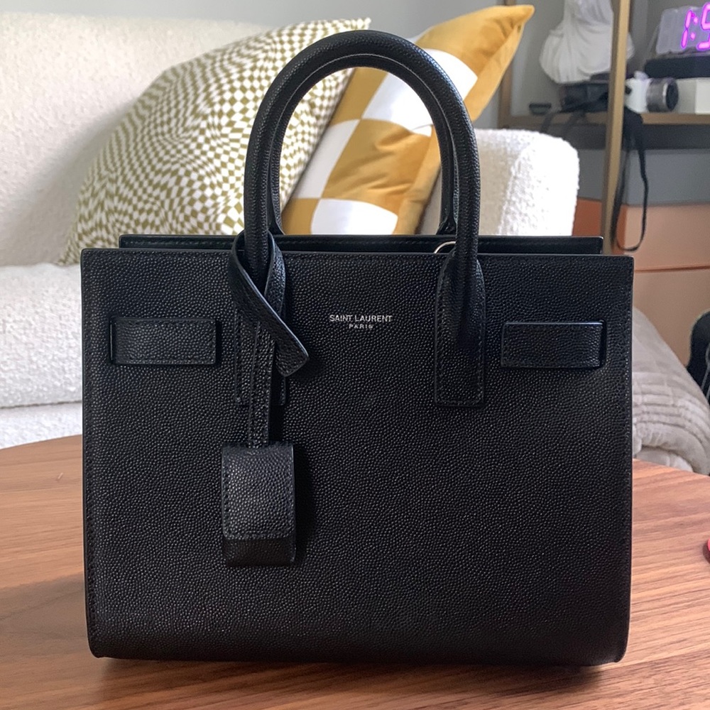 Grain de poudre sac de jour nano black